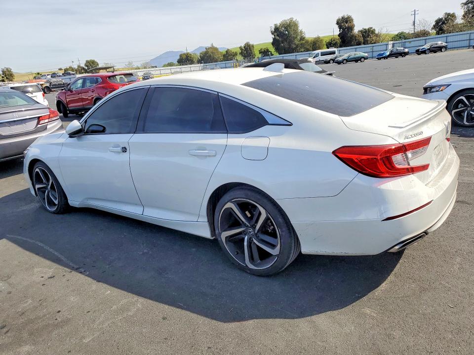 2018 Honda Accord მანქანა იყიდება აუქციონზე, vin: 1HGCV1F39JA092583, აუქციონის ნომერი: 47913186