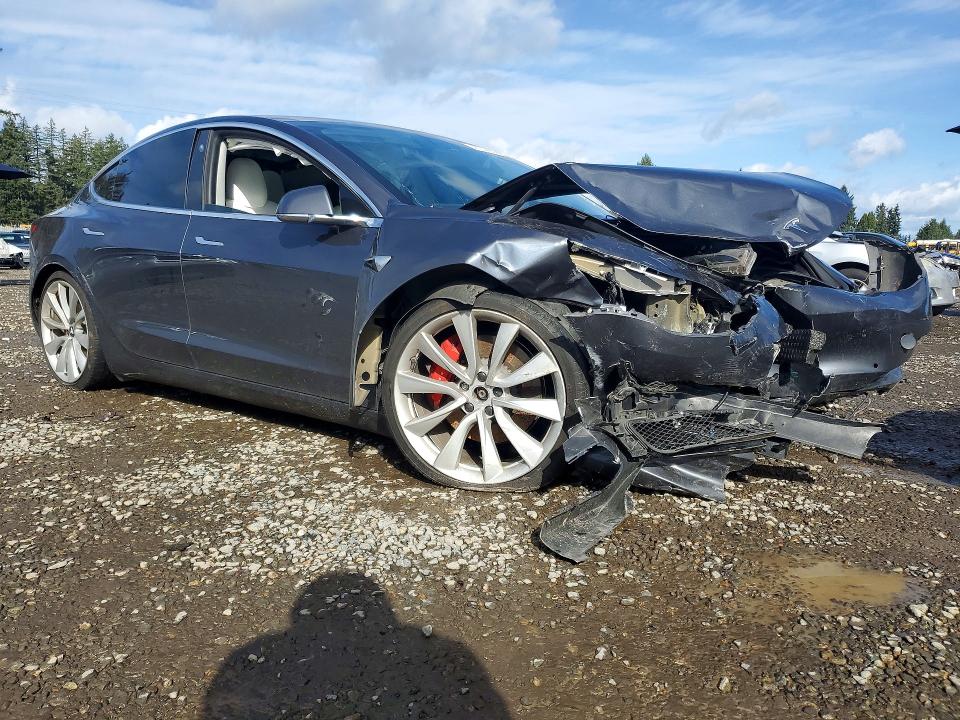 Продажа на аукционе авто 2019 Tesla Model 3, vin: 5YJ3E1EB2KF367355, номер лота: 47319806