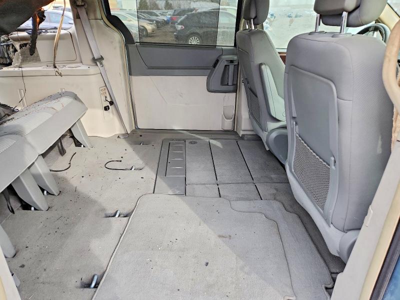 2010 Chrysler Town & Country მანქანა იყიდება აუქციონზე, vin: 2A4RR5DX5AR493483, აუქციონის ნომერი: 79763285