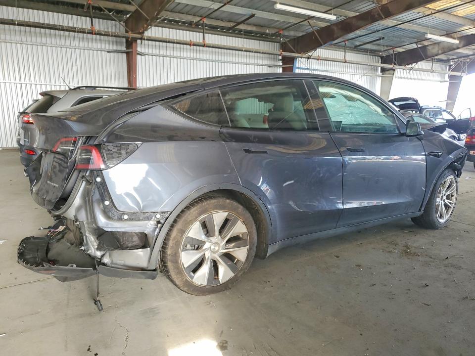 Продажа на аукционе авто 2023 Tesla Model Y, vin: 7SAYGDEE8PF626517, номер лота: 47141366