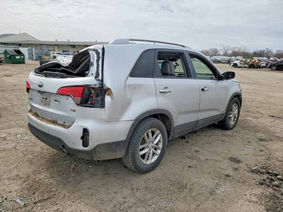 46420696 :رقم المزاد ، 5XYKTCA63FG552096 vin ، 2015 Kia Sorento مزاد بيع