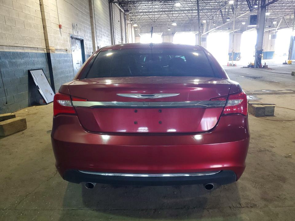 Продажа на аукционе авто 2014 Chrysler 200, vin: 1C3CCBCG8EN179380, номер лота: 48011266