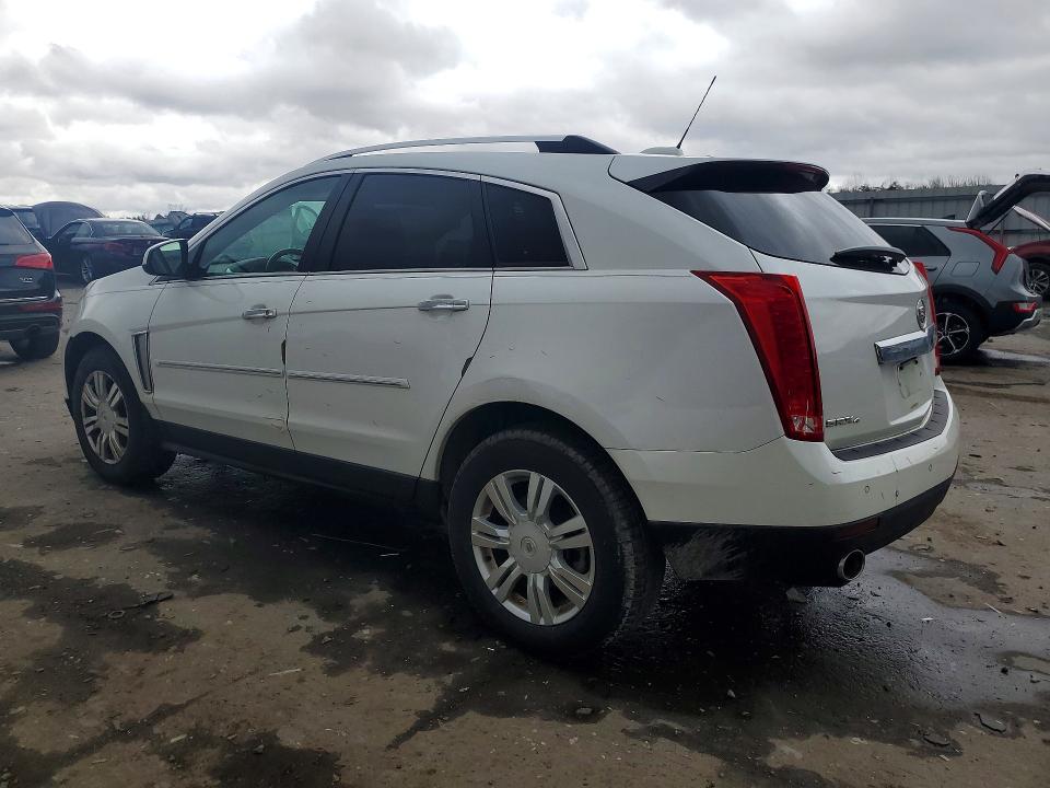 45484746 :رقم المزاد ، 3GYFNEE3XFS581756 vin ، 2015 Cadillac Srx مزاد بيع