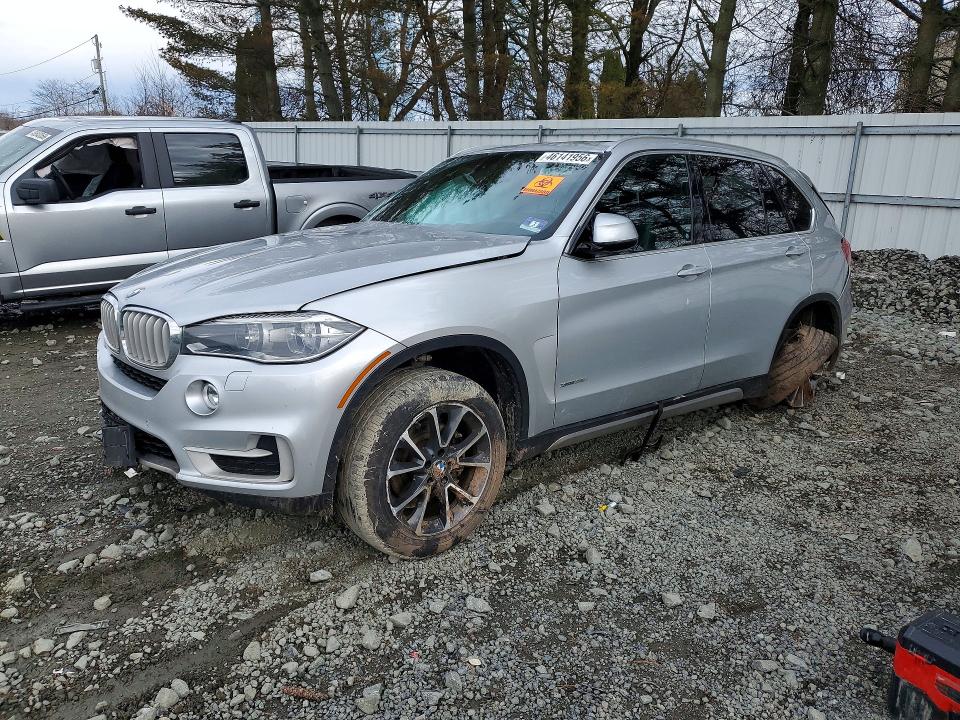 46141956 :رقم المزاد ، 5UXKR0C35H0X79314 vin ، 2017 Bmw X5 مزاد بيع