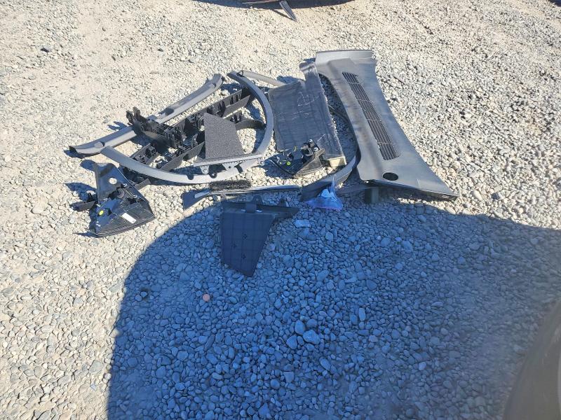 47290966 :رقم المزاد ، 7SAYGDEF5NF461614 vin ، 2022 Tesla Model Y مزاد بيع