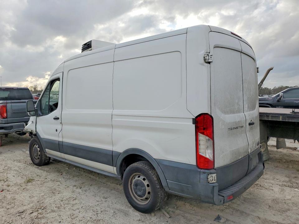 79937375 :رقم المزاد ، 1FTYR1CMXGKB39385 vin ، 2016 Ford Transit مزاد بيع