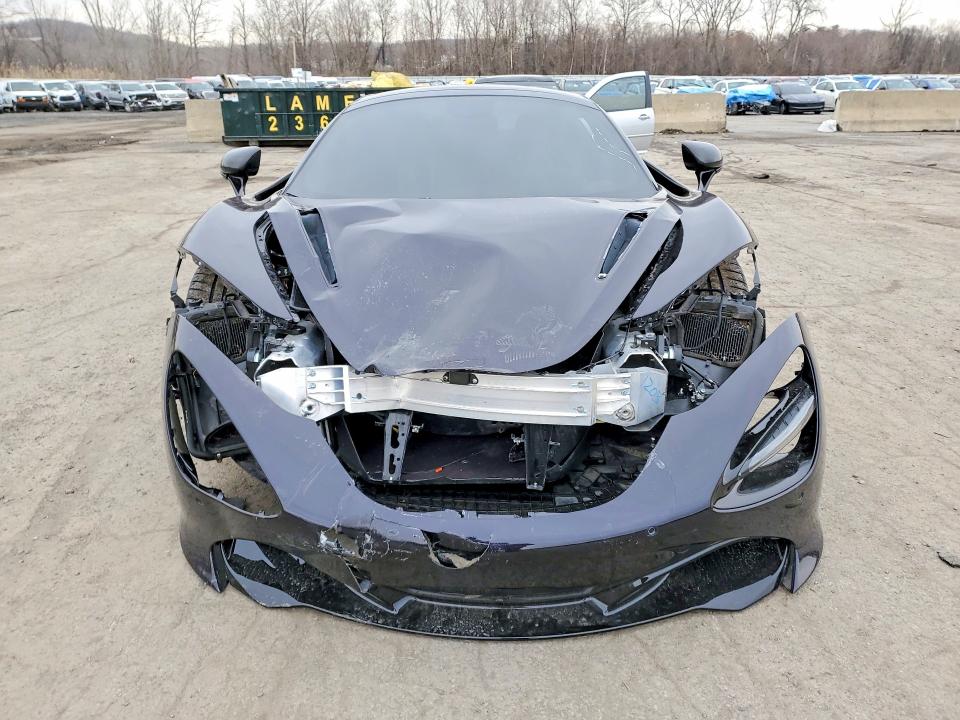 46080976 :رقم المزاد ، SBM14FCA2LW004138 vin ، 2020 Mclaren 720s مزاد بيع