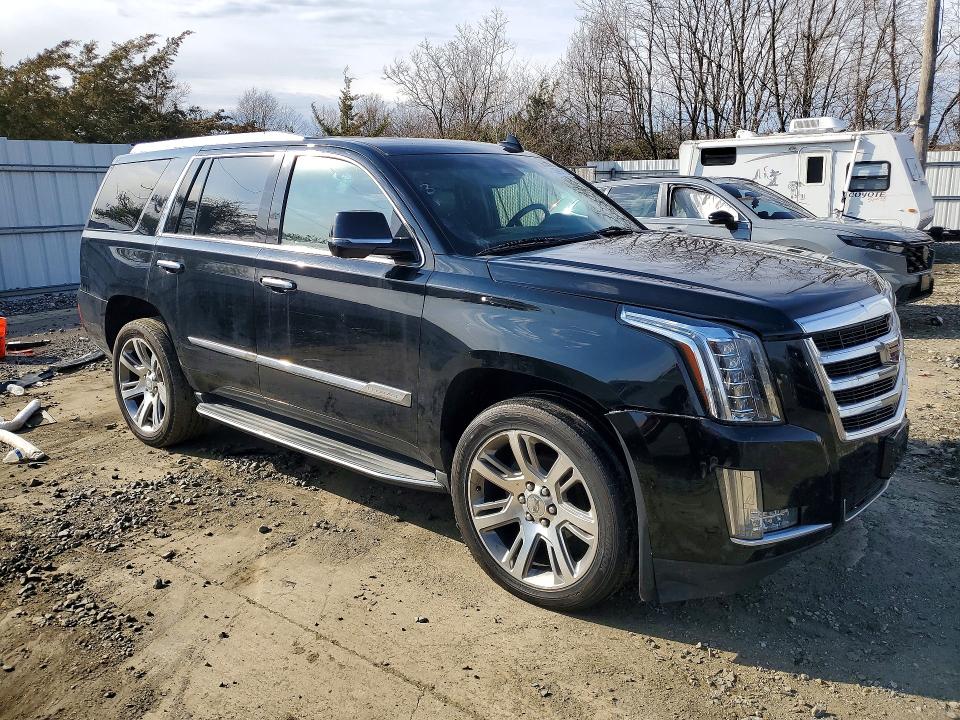 45986206 :رقم المزاد ، 1GYS4BKJ2GR355251 vin ، 2016 Cadillac Escalade مزاد بيع