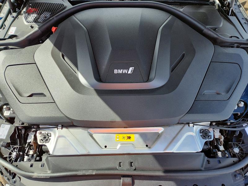 79737165 :رقم المزاد ، WBY23HD02SFT99906 vin ، 2025 Bmw I4 مزاد بيع