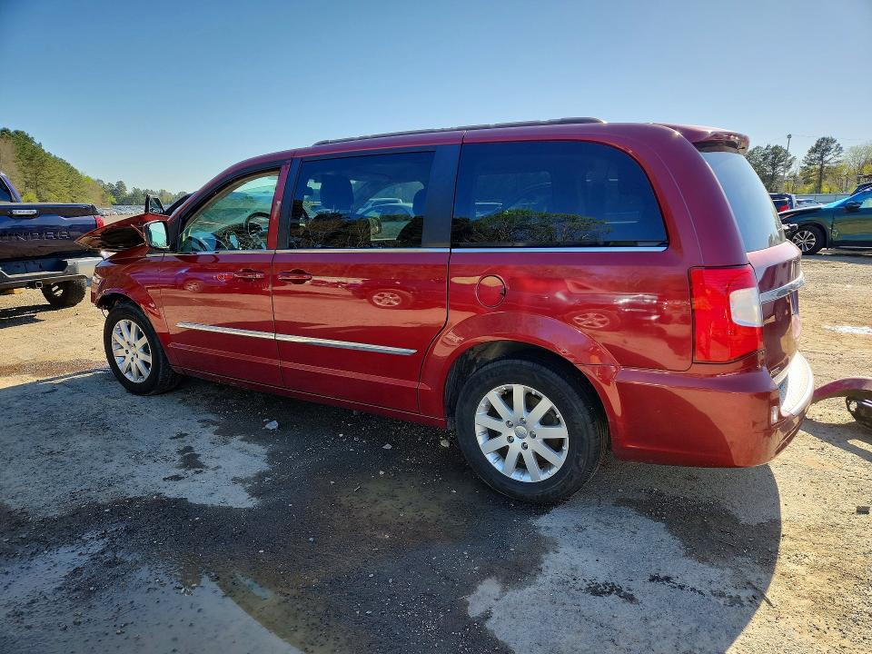 45822036 :رقم المزاد ، 2C4RC1BG6FR645331 vin ، 2015 Chrysler Town & Country مزاد بيع