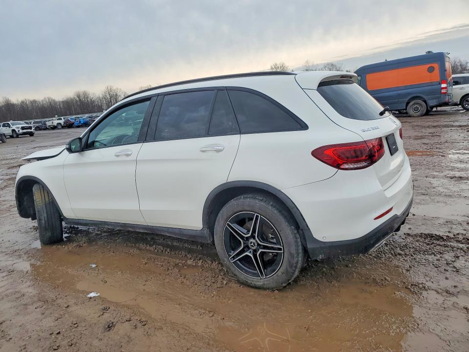 45523276 :رقم المزاد ، W1N0G8EB7NV369316 vin ، 2022 Mercedes-benz Glc مزاد بيع