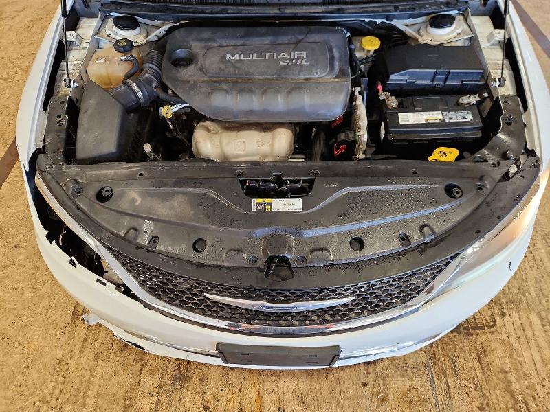 2015 Chrysler 200 მანქანა იყიდება აუქციონზე, vin: 1C3CCCAB4FN653727, აუქციონის ნომერი: 79638805