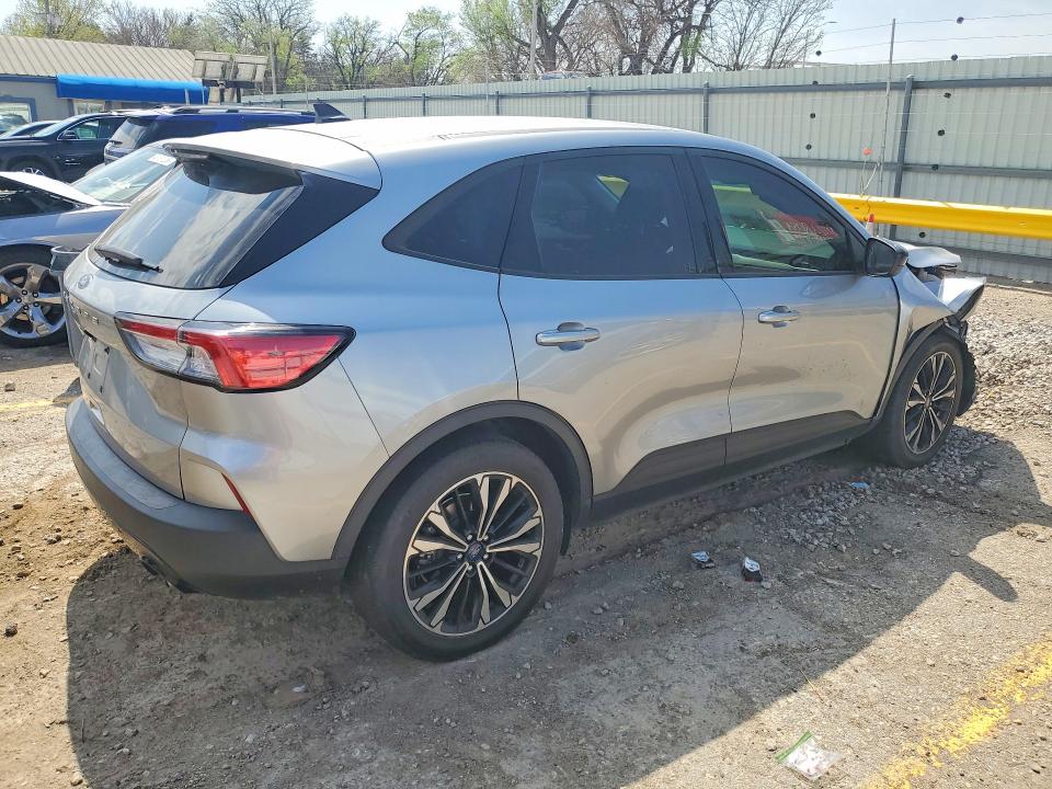 2021 Ford Escape მანქანა იყიდება აუქციონზე, vin: 1FMCU0G69MUA32404, აუქციონის ნომერი: 48362636