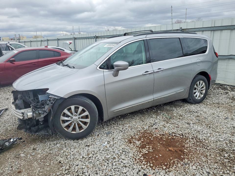 Aukcja sprzedaży 2017 Chrysler Pacifica, vin: 2C4RC1BG6HR734304, numer aukcji: 46046566