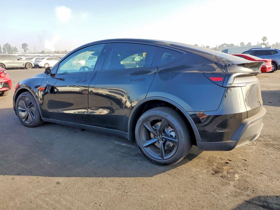 47337316 :رقم المزاد ، 7SAYGDED1TF560166 vin ، 2026 Tesla Model Y مزاد بيع