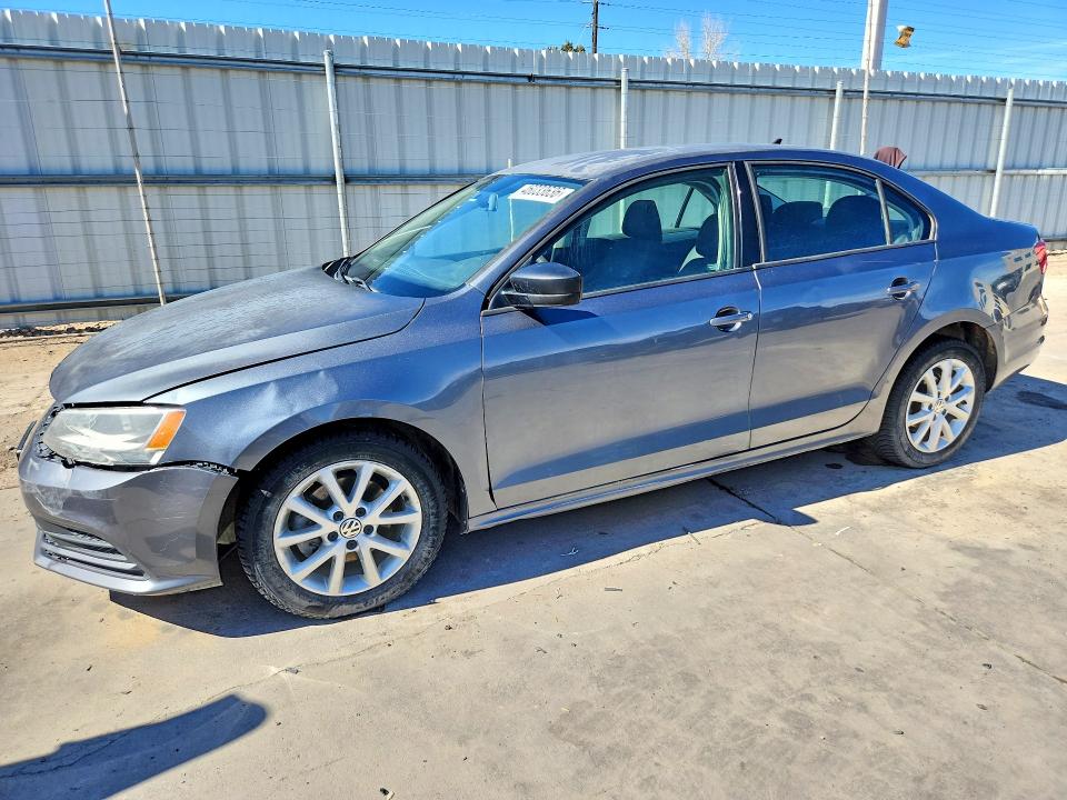 46033636 :رقم المزاد ، 3VWD17AJ0FM215556 vin ، 2015 Volkswagen Jetta مزاد بيع