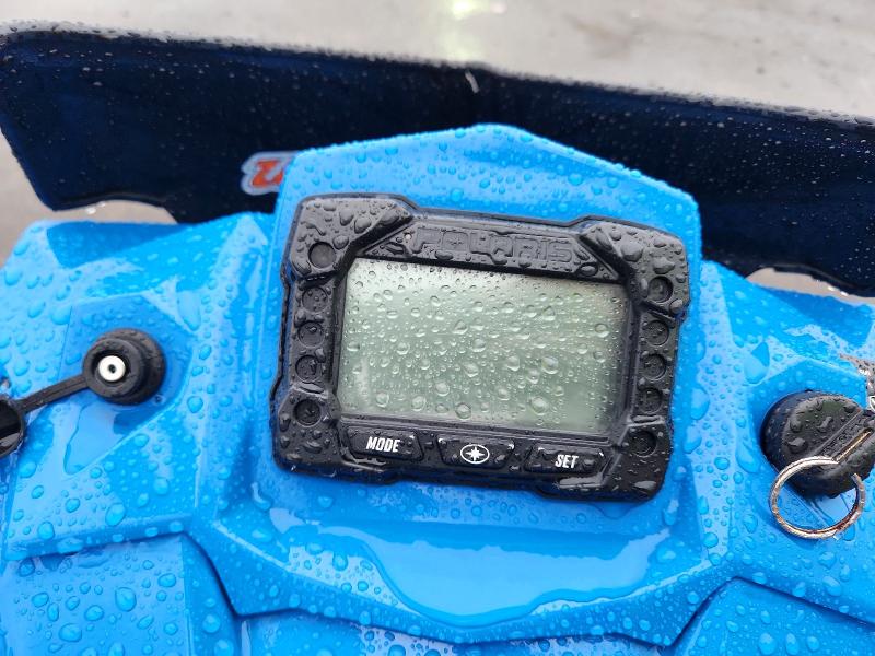 47067546 :رقم المزاد ، SN1EFM8P6HC712789 vin ، 2017 Polaris Rmk 800 مزاد بيع
