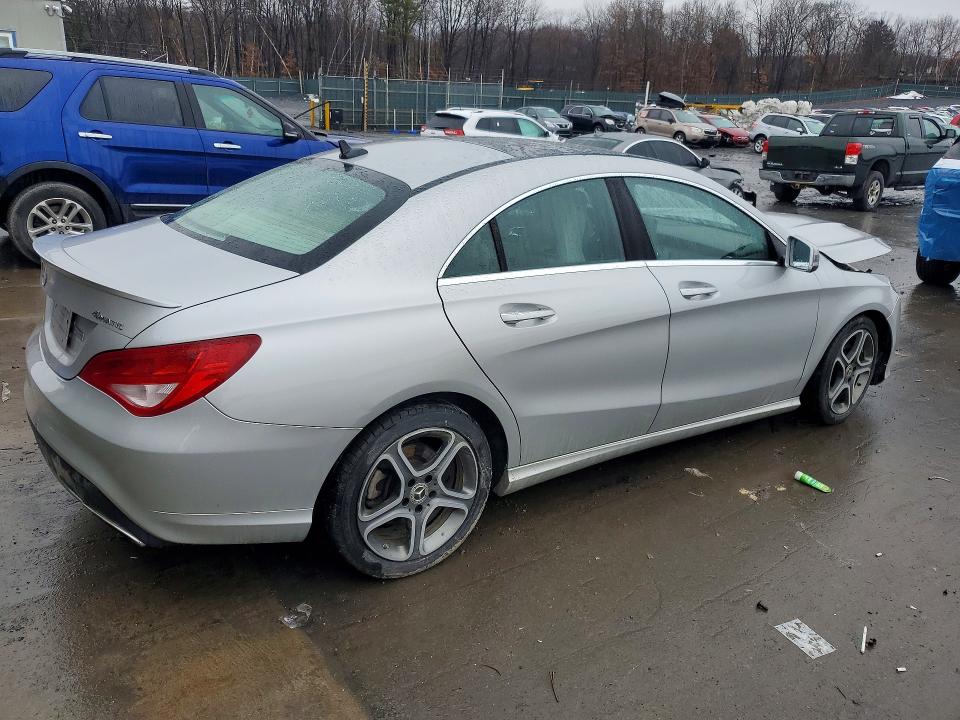 78977175 :رقم المزاد ، WDDSJ4GB2KN711215 vin ، 2019 Mercedes-benz Cla مزاد بيع
