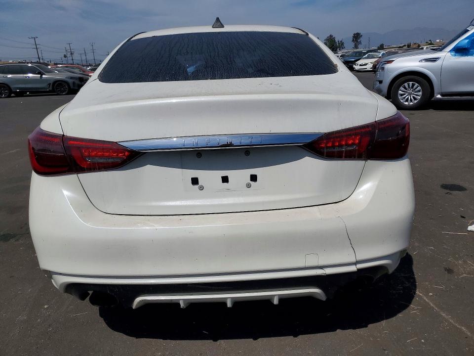 47138336 :رقم المزاد ، JN1EV7AP5JM364584 vin ، 2018 Infiniti Q50 مزاد بيع