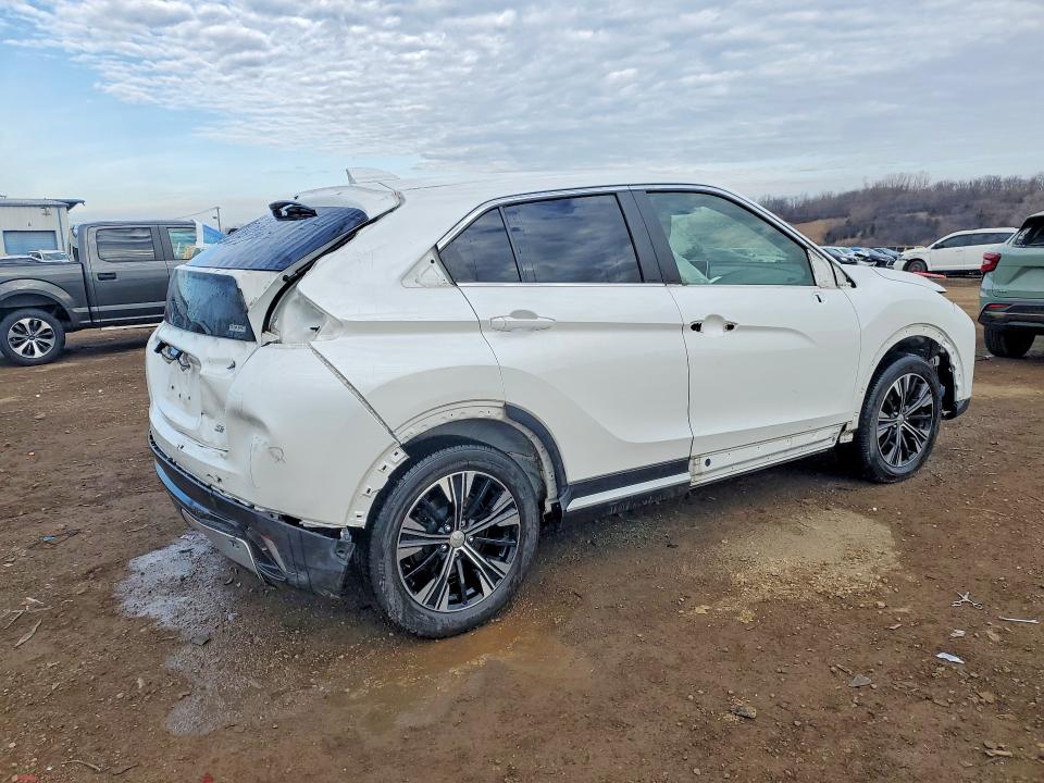 Продажа на аукционе авто 2020 Mitsubishi Eclipse Cross, vin: JA4AT5AAXLZ037339, номер лота: 47223066