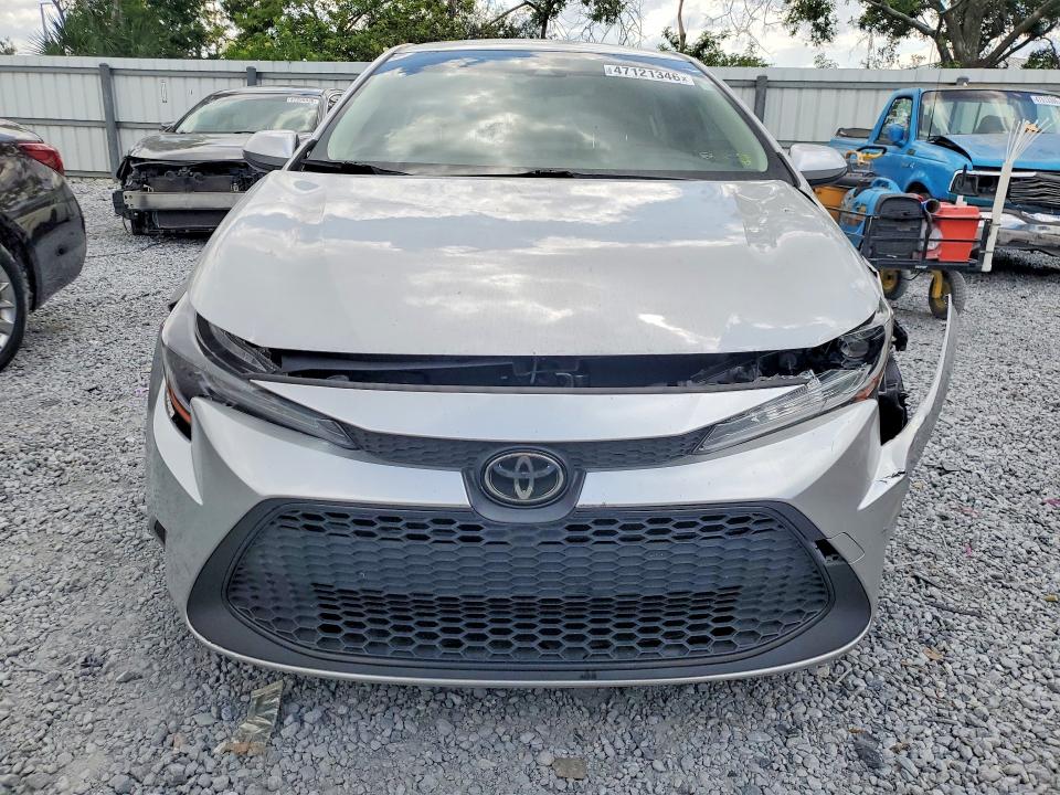 Продаж на аукціоні авто 2022 Toyota Corolla, vin: JTDEPMAEXNJ221335, номер лоту: 47121346