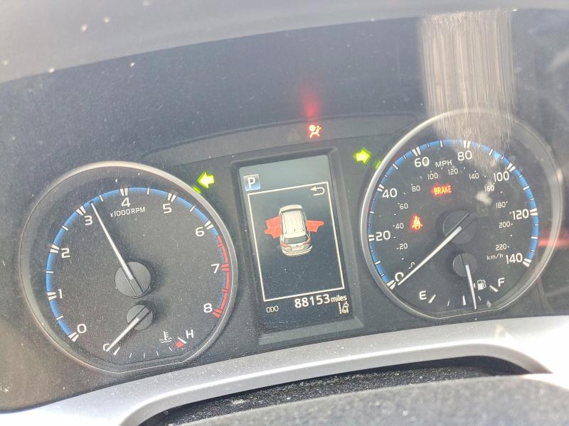 Продаж на аукціоні авто 2017 Toyota Rav4, vin: JTMWFREV2HD094856, номер лоту: 41952996