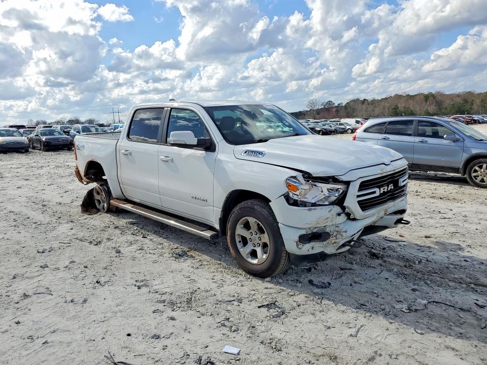 41773366 :رقم المزاد ، 1C6SRFFTXKN918466 vin ، 2019 Ram 1500 مزاد بيع