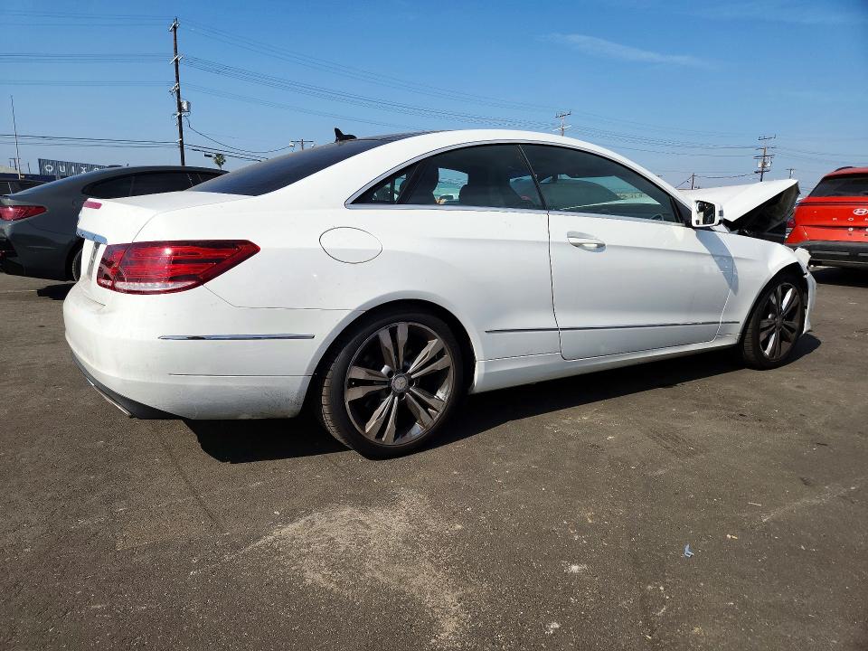 46920936 :رقم المزاد ، WDDKJ6FBXFF296724 vin ، 2015 Mercedes-benz E مزاد بيع