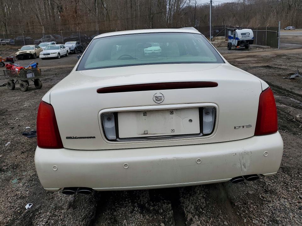 2002 Cadillac Deville მანქანა იყიდება აუქციონზე, vin: 1G6KF57972U261262, აუქციონის ნომერი: 79411795