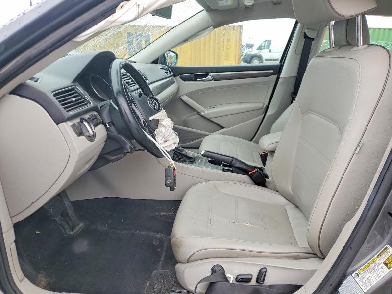 Продажа на аукционе авто 2017 Volkswagen Passat, vin: 1VWBT7A33HC065272, номер лота: 47296886
