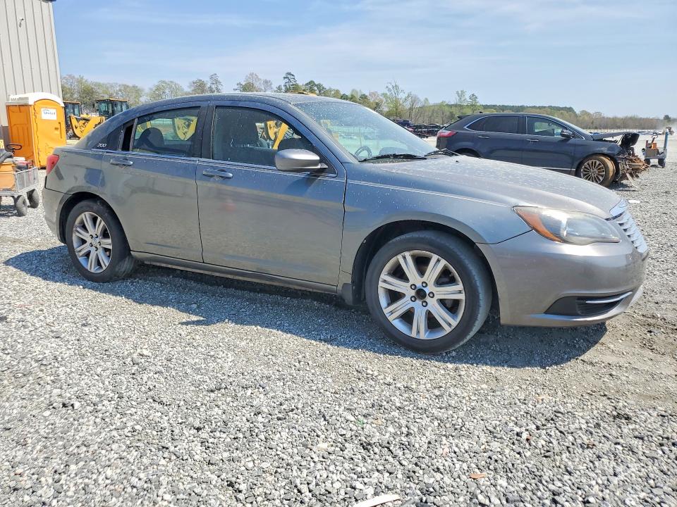 2013 Chrysler 200 მანქანა იყიდება აუქციონზე, vin: 1C3CCBBB5DN574296, აუქციონის ნომერი: 47742916