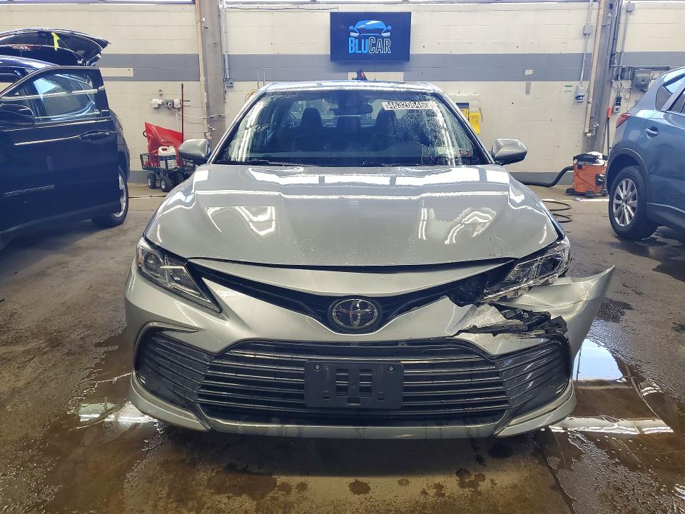 2023 Toyota Camry მანქანა იყიდება აუქციონზე, vin: 4T1C11AK7PU162044, აუქციონის ნომერი: 46320646
