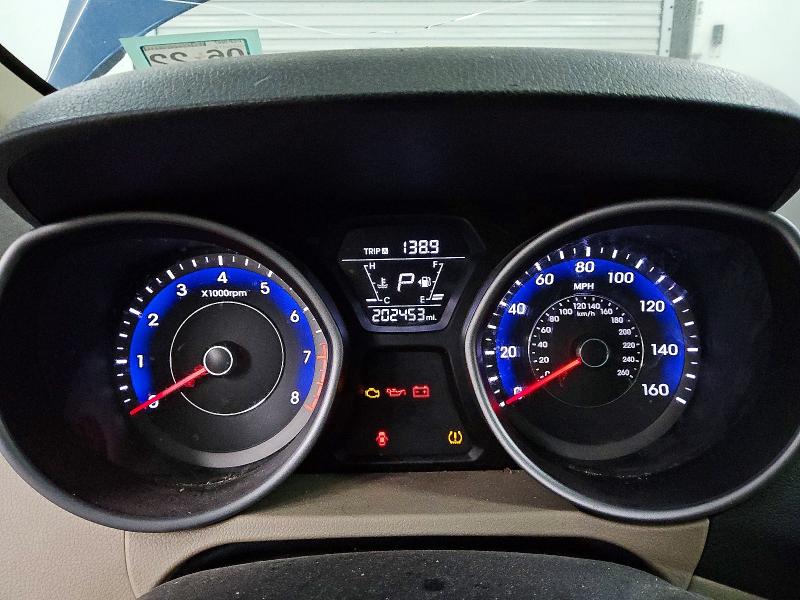 Продаж на аукціоні авто 2015 Hyundai Elantra, vin: KMHDH4AE8FU456112, номер лоту: 77011205
