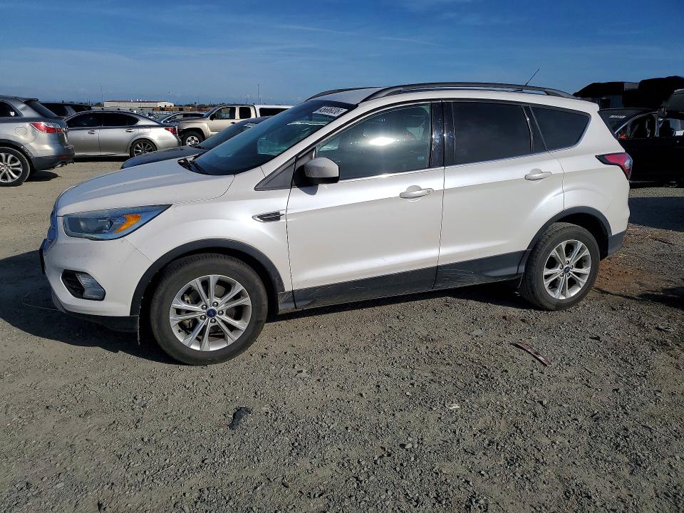 Aukcja sprzedaży 2017 Ford Escape, vin: 1FMCU0GD6HUB44999, numer aukcji: 45686036