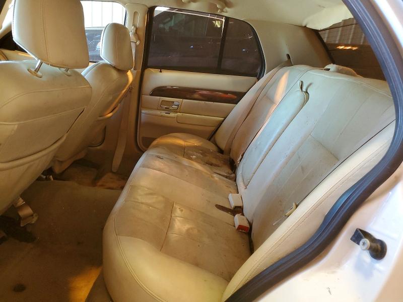 2008 Mercury Grand Marquis მანქანა იყიდება აუქციონზე, vin: 2MEFM75V98X646967, აუქციონის ნომერი: 45773216