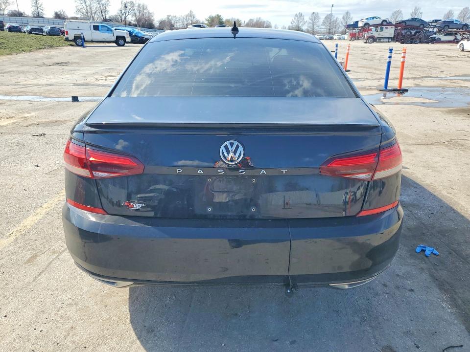 41660676 :رقم المزاد ، 1VWMA7A33LC013101 vin ، 2020 Volkswagen Passat مزاد بيع