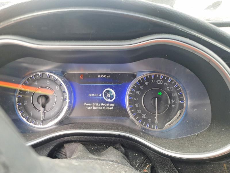 46354056 :رقم المزاد ، 1C3CCCCB8FN735554 vin ، 2015 Chrysler 200 مزاد بيع