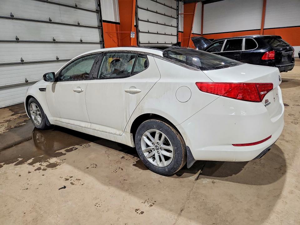 2013 Kia Optima მანქანა იყიდება აუქციონზე, vin: KNAGM4A77D5398500, აუქციონის ნომერი: 47825146
