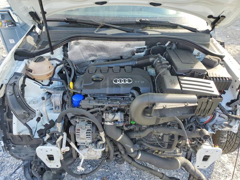 Продажа на аукционе авто 2015 Audi Q3, vin: WA1GFCFS8FR012659, номер лота: 46543656