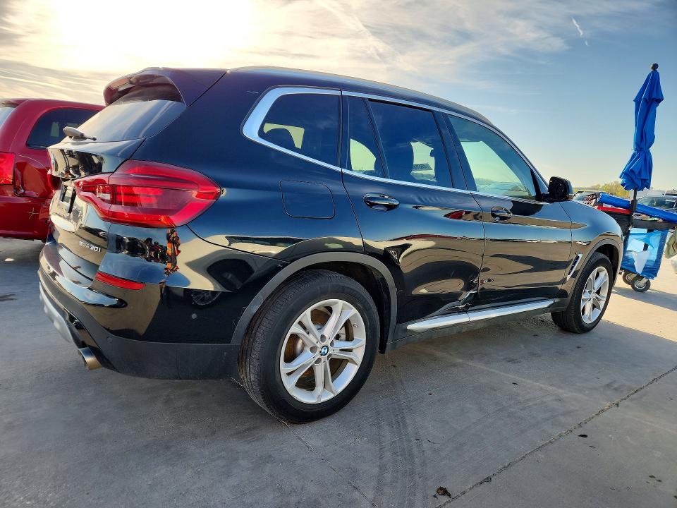 46868406 :رقم المزاد ، 5UXTR7C51KLR43775 vin ، 2019 Bmw X3 مزاد بيع