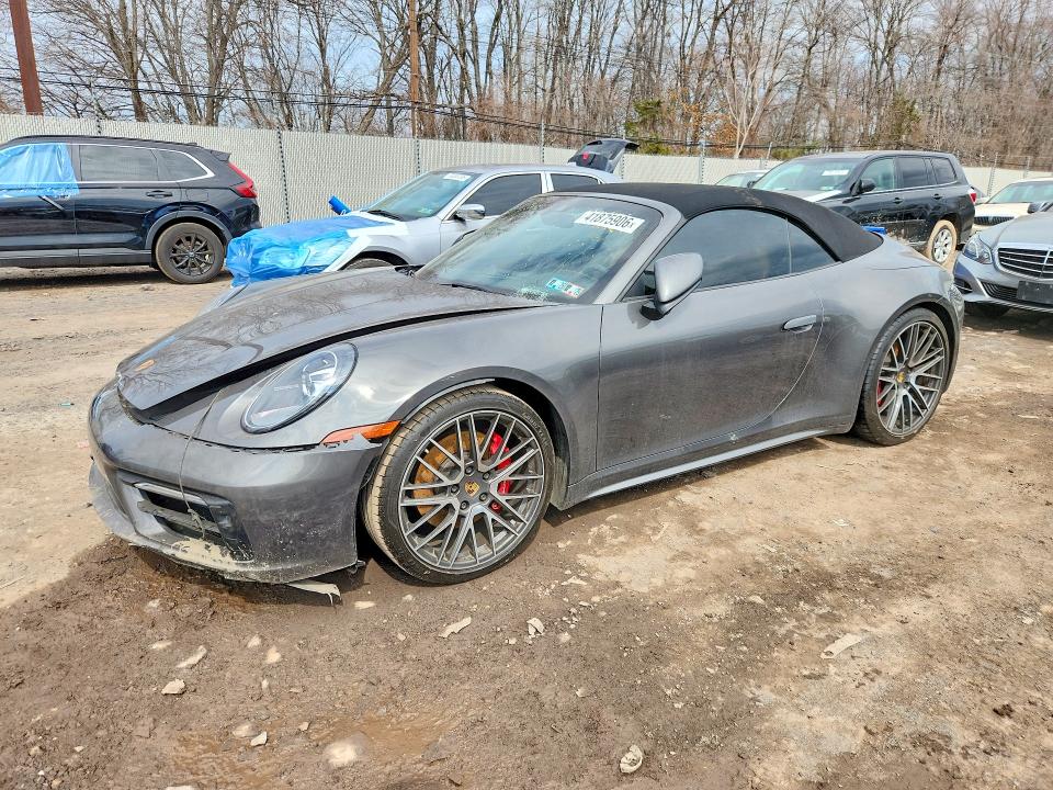 41875906 :رقم المزاد ، WP0CB2A93NS245256 vin ، 2022 Porsche 911 مزاد بيع
