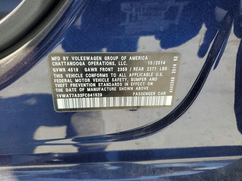 47133066 :رقم المزاد ، 1VWAT7A33FC041529 vin ، 2015 Volkswagen Passat مزاد بيع