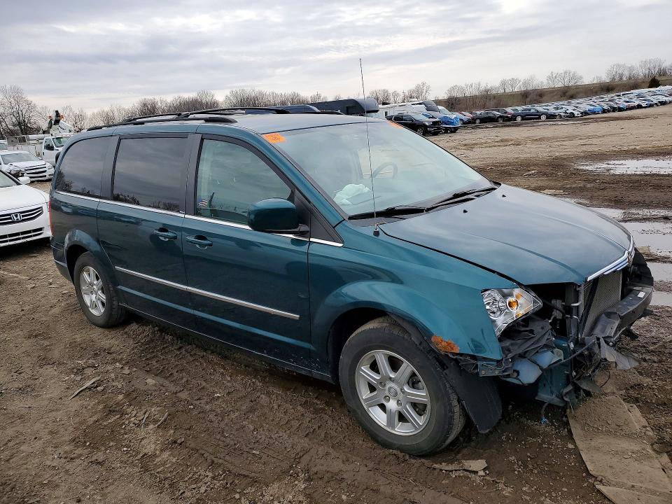 Продаж на аукціоні авто 2009 Chrysler Town & Country, vin: 2A8HR54109R638026, номер лоту: 47589726