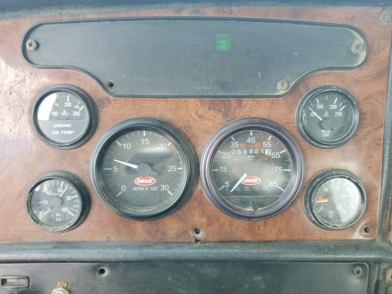 Продаж на аукціоні авто 2004 Peterbilt 378, vin: 1NPFLBTX64D822945, номер лоту: 47958116