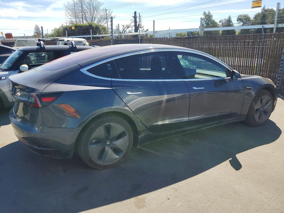 Продаж на аукціоні авто 2017 Tesla Model 3, vin: 5YJ3E1EA1HF002214, номер лоту: 46051296
