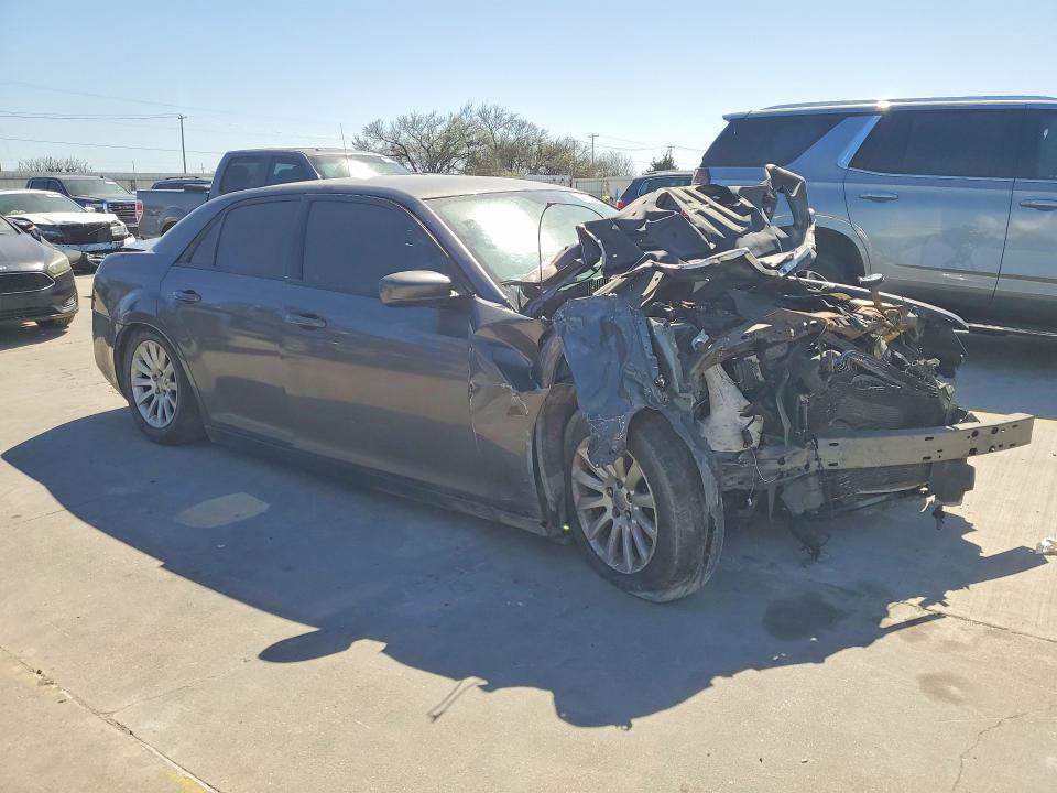 2014 Chrysler 300 მანქანა იყიდება აუქციონზე, vin: 2C3CCAAG6EH138428, აუქციონის ნომერი: 46703666