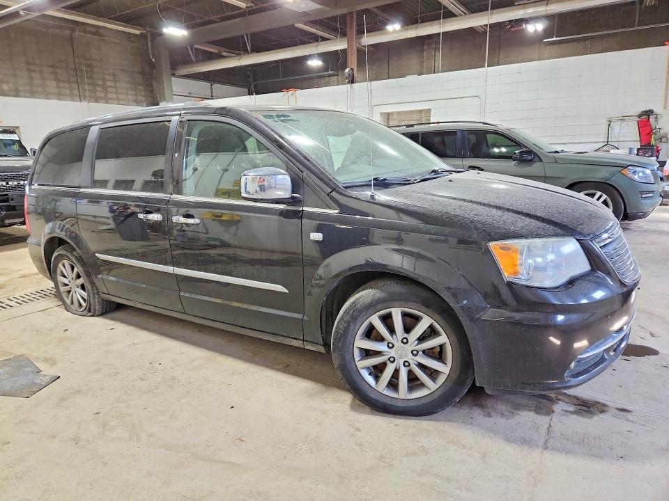 47660766 :رقم المزاد ، 2C4RC1CG4ER421360 vin ، 2014 Chrysler Town & Country Touri مزاد بيع