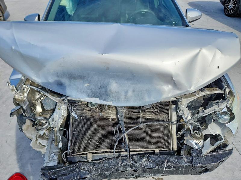 46656286 :رقم المزاد ، 4T4BF1FK8ER442886 vin ، 2014 Toyota Camry مزاد بيع