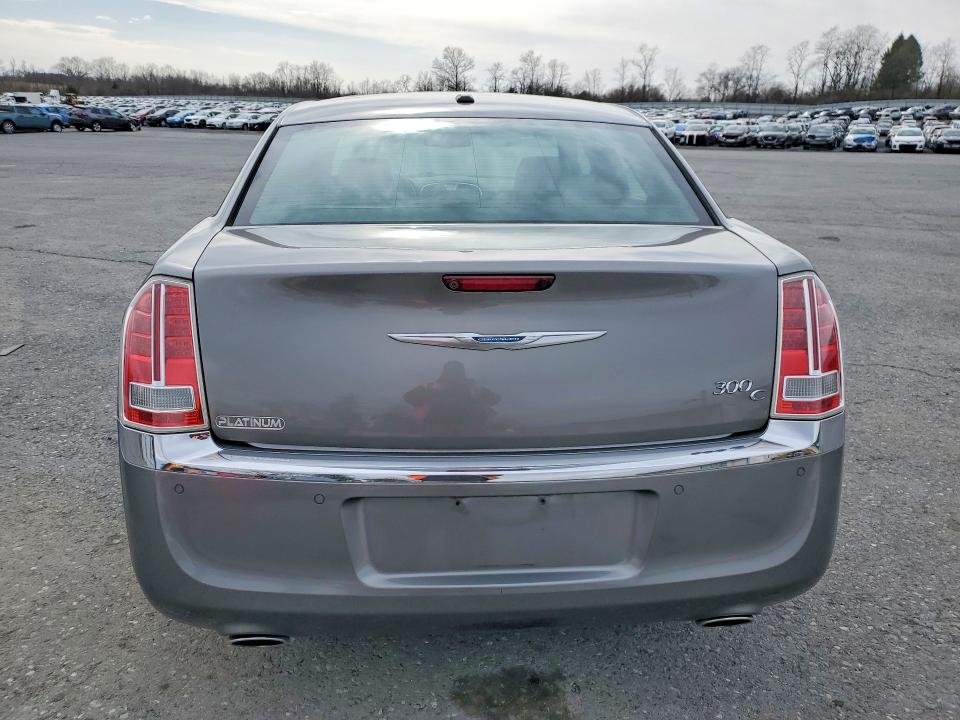 78091825 :رقم المزاد ، 2C3CA6CT1BH579926 vin ، 2011 Chrysler 300c مزاد بيع