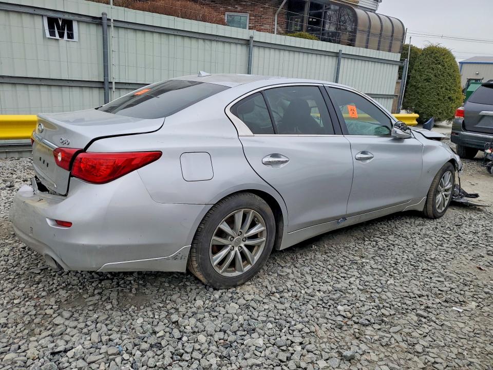 46583466 :رقم المزاد ، JN1BV7AR0FM422788 vin ، 2015 Infiniti Q50 مزاد بيع